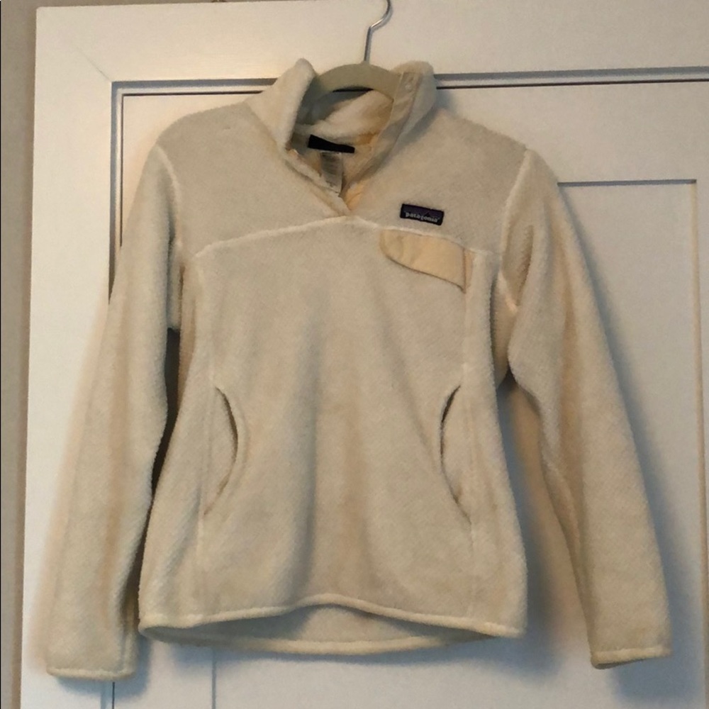White Patagonia fleece